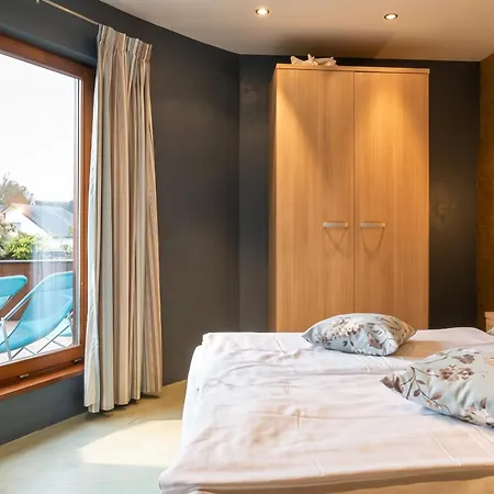 Holiday home Family Retreat In A Setting In *