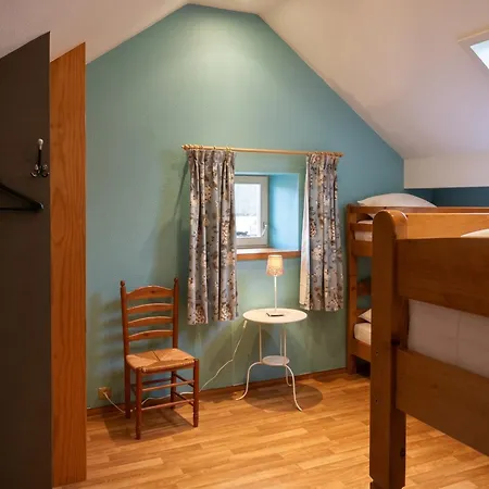 Family Retreat In A Setting In * Waimes