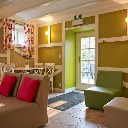 Family Retreat In A Setting In * Waimes