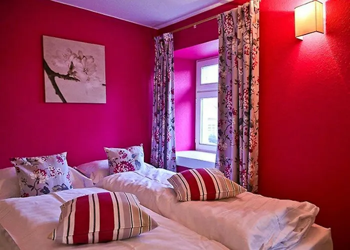 Family Retreat In A Setting In Holiday home Waimes