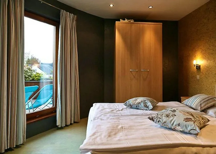 Holiday home Family Retreat In A Setting In *