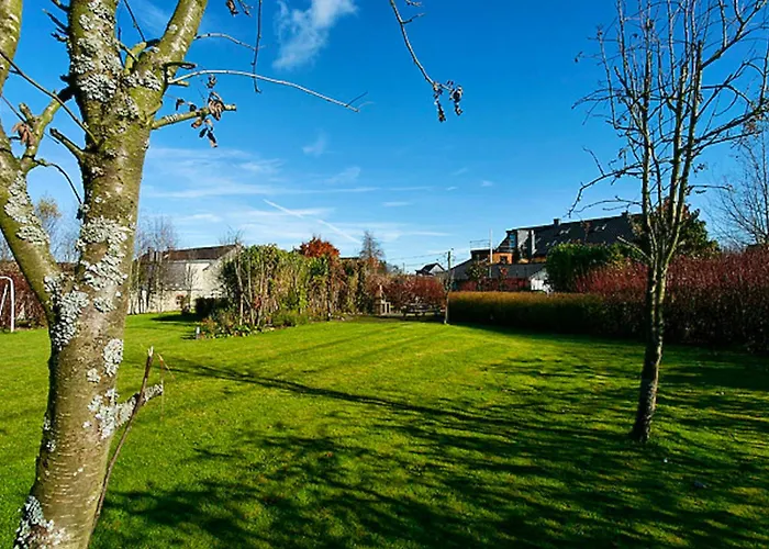 Family Retreat In A Setting In