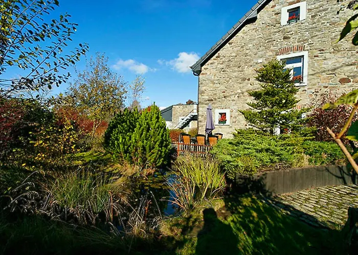 Family Retreat In A Setting In * Waimes